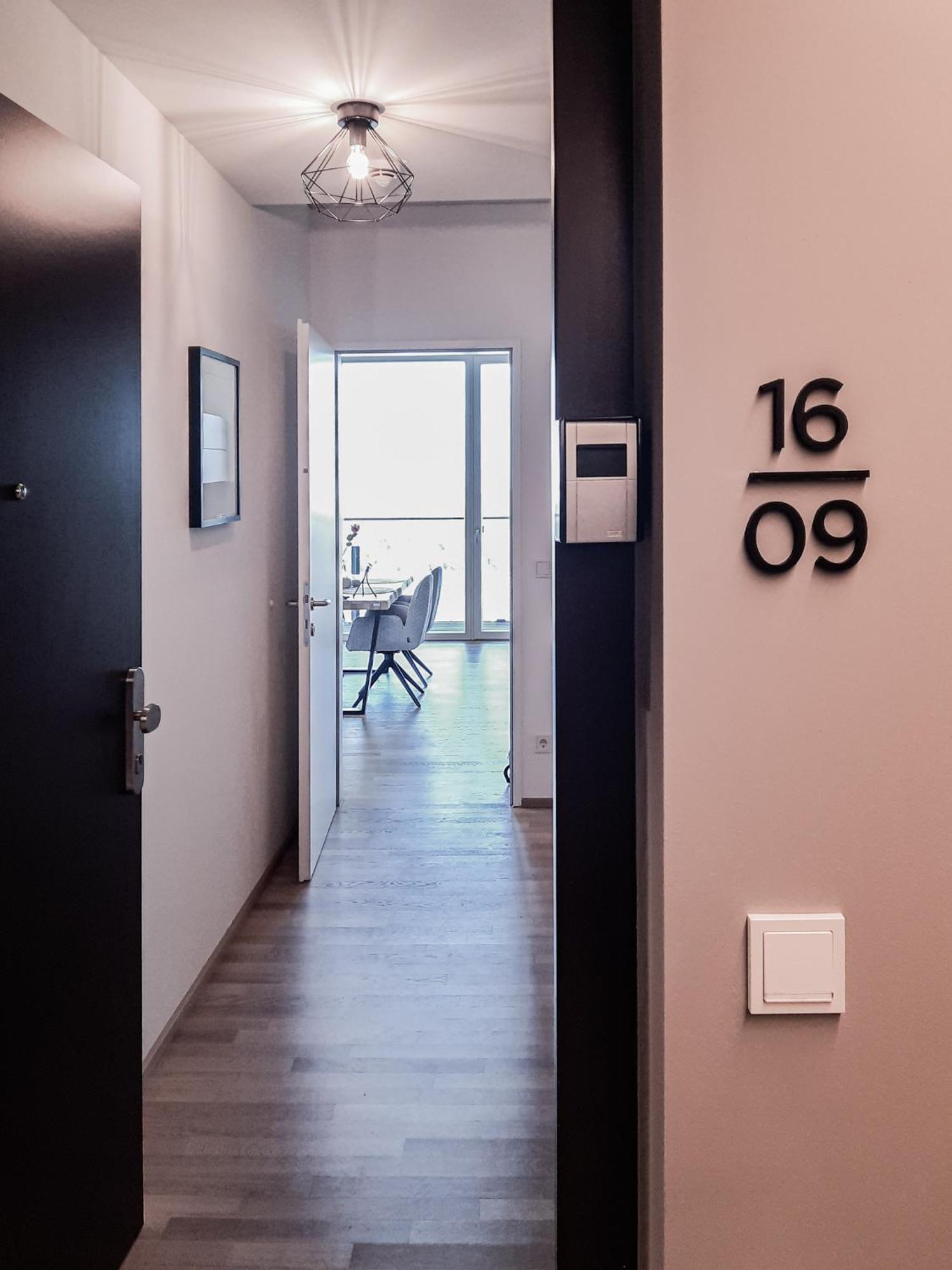 Diamondview Luxury Apartments וינה מראה חיצוני תמונה
