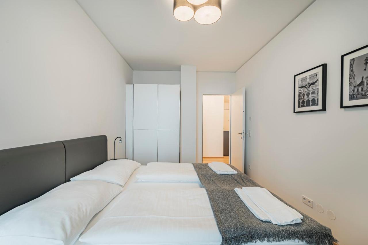 Diamondview Luxury Apartments וינה מראה חיצוני תמונה